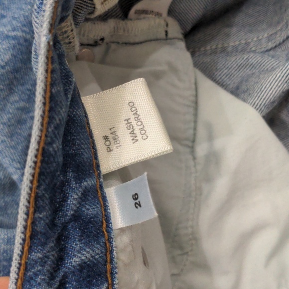 Reformation Max Mid Rise Short - Picture 4 of 6